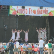 e561084e9220383c7204eb40f9bc13f1 XL