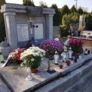 8ea3a9955ab7af56f05a066d50f83ca0 M