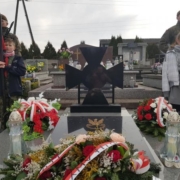 43. Kurier Gminy Puławy: Cześć i chwała Bohaterom!