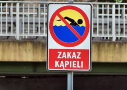 zakaz kąpieli