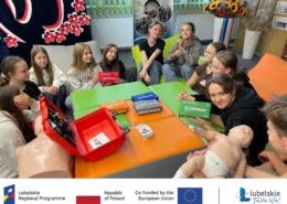 SP Zarzecze Zajęcia Pierwsza pomoc z survivalem